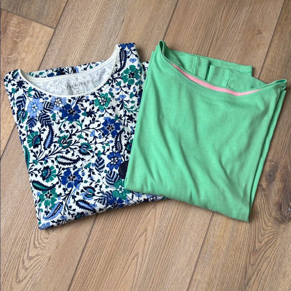 Talbots Set of 2 Long Sleeve Tees Size XL  Spearmint and Blue Floral Classic